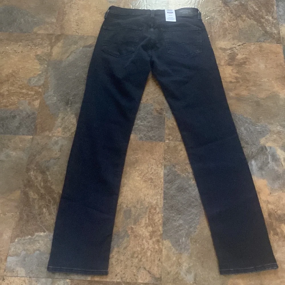 Mens Denizen Levi’s brand jeans. - Picture 3 of 4